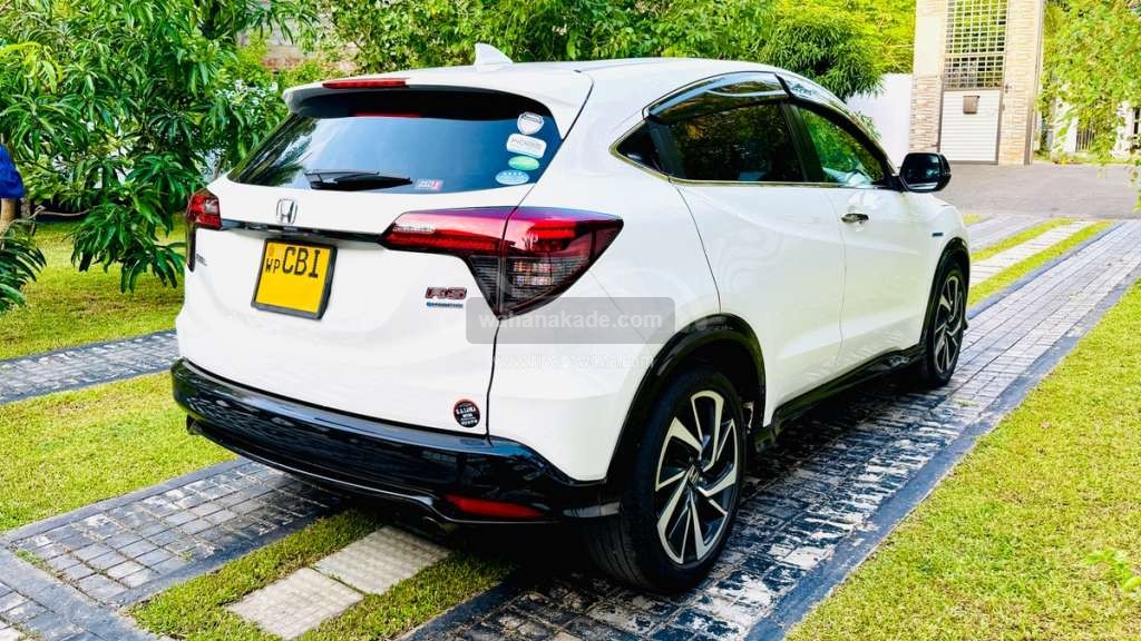 Honda Vezel RS 2016 SUV (Used) - Image 4