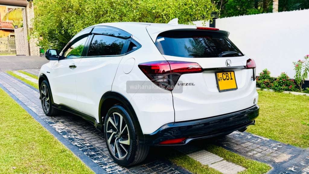 Honda Vezel RS 2016 SUV (Used) - Image 5