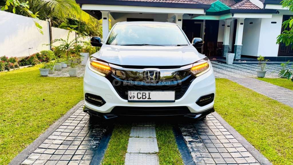 Honda Vezel RS 2016 SUV (Used) - Image 8